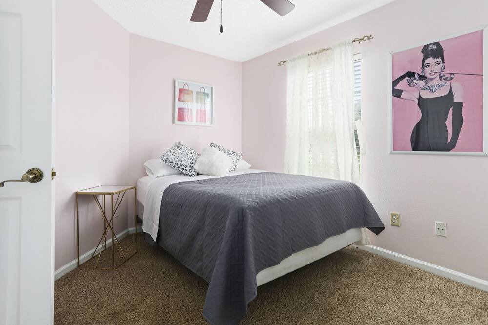 Photo of Bedroom in Ventura