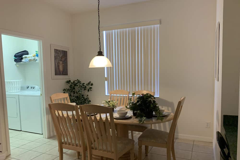 Photo of Kitchen in Calabay Parc