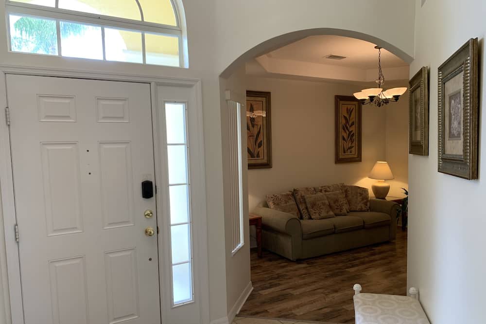 Photo of Livingroom in Calabay Parc