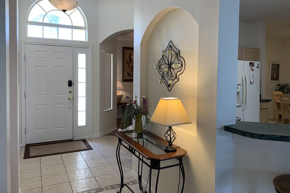 Photo of Livingroom in Calabay Parc