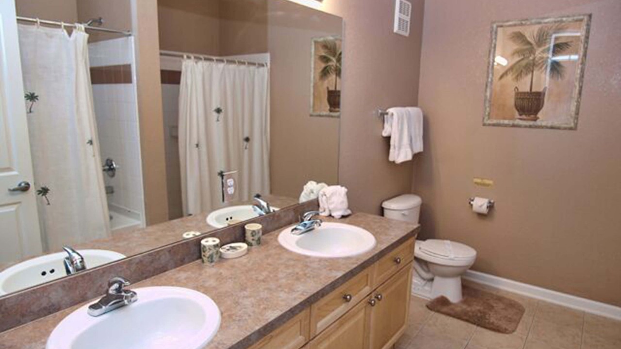 Photo of Bathroom in Loughman