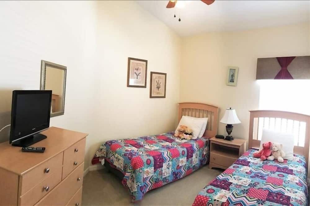 Photo of Bedroom in Four Corners