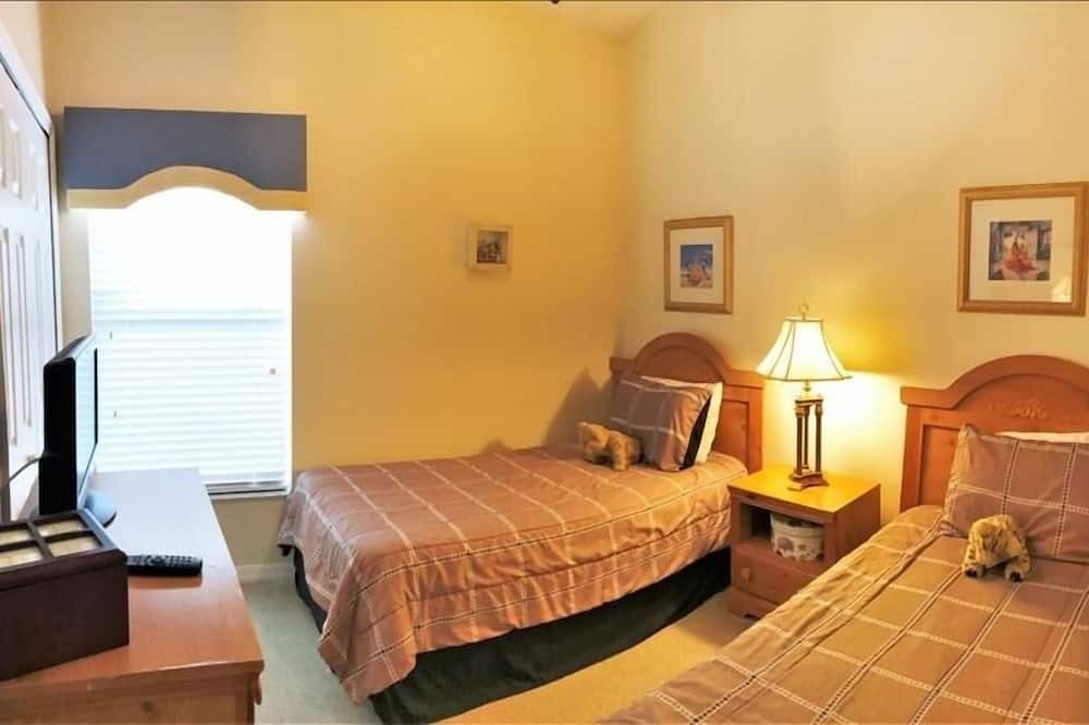 Photo of Bedroom in Four Corners