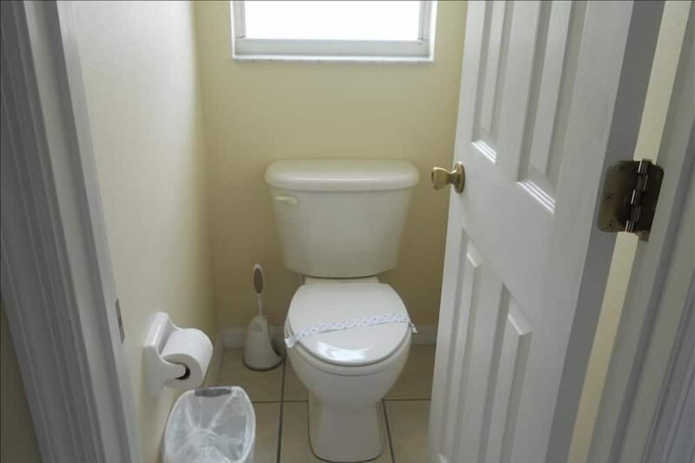 Photo of Bathroom in Four Corners
