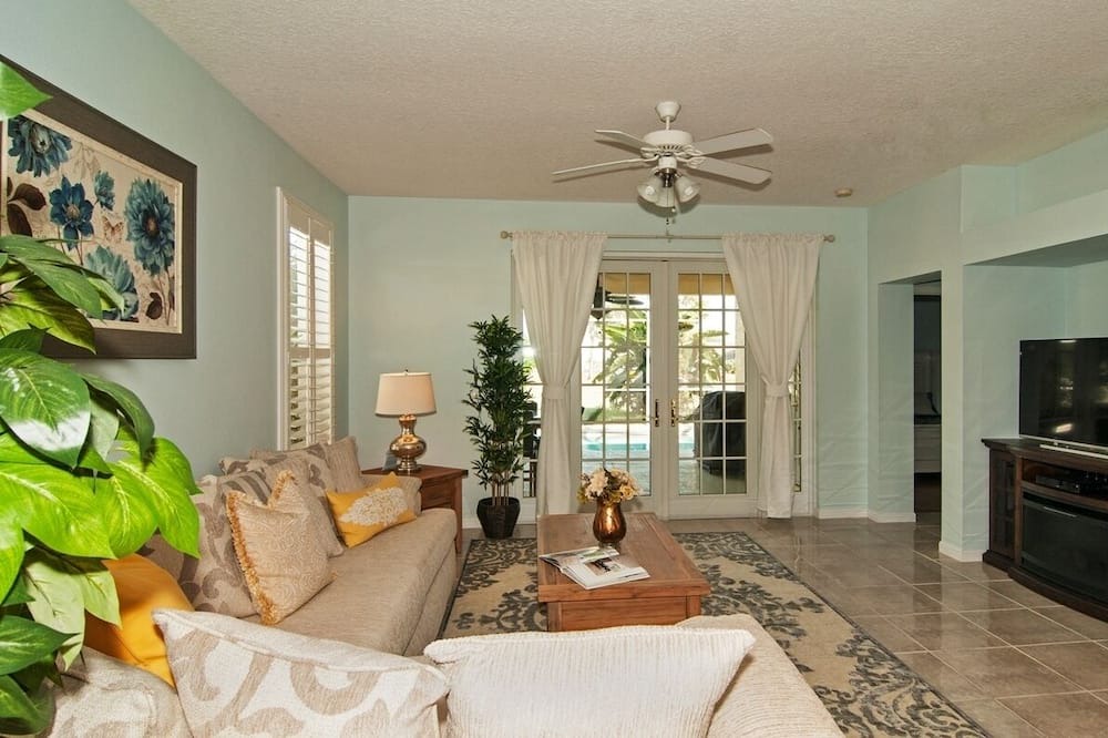 Photo of Livingroom in Esprit