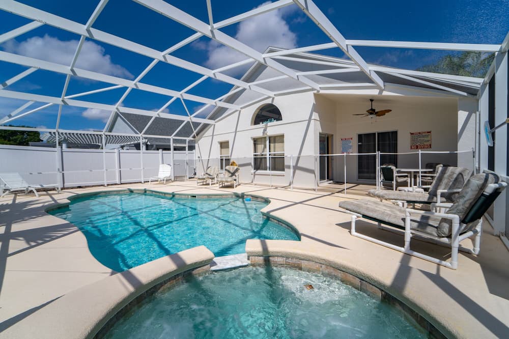Photo of Outdoor in Pinewood Country Estates