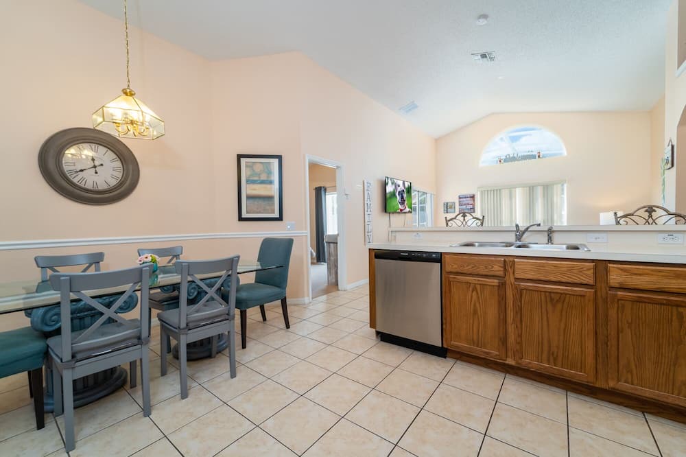 Photo of Others in Pinewood Country Estates