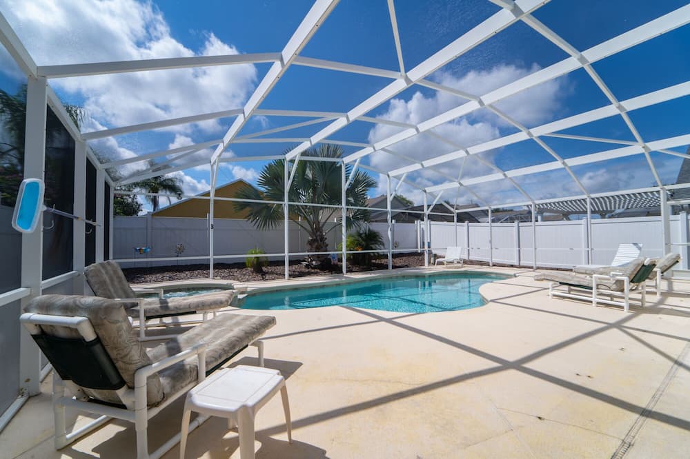 Photo of Outdoor in Pinewood Country Estates
