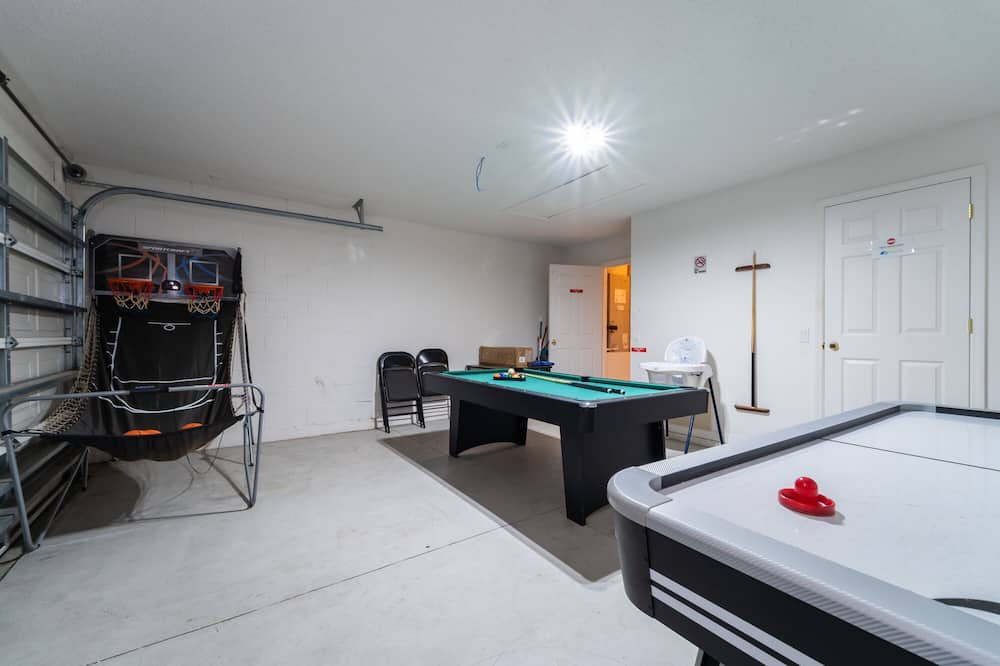Photo of Bedroom in Pinewood Country Estates