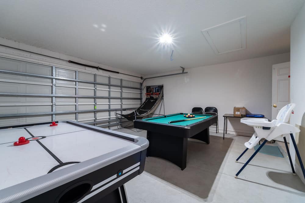 Photo of Bedroom in Pinewood Country Estates
