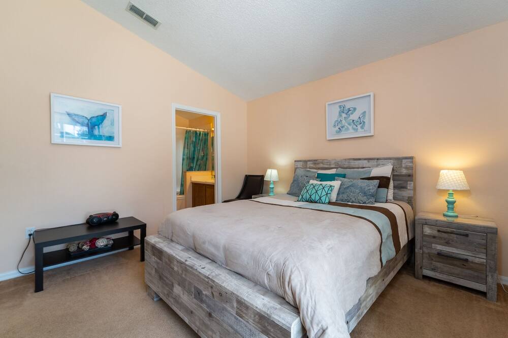 Photo of Others in Pinewood Country Estates