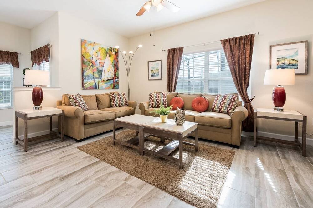 Photo of Livingroom in Historic Downtown Kissimmee