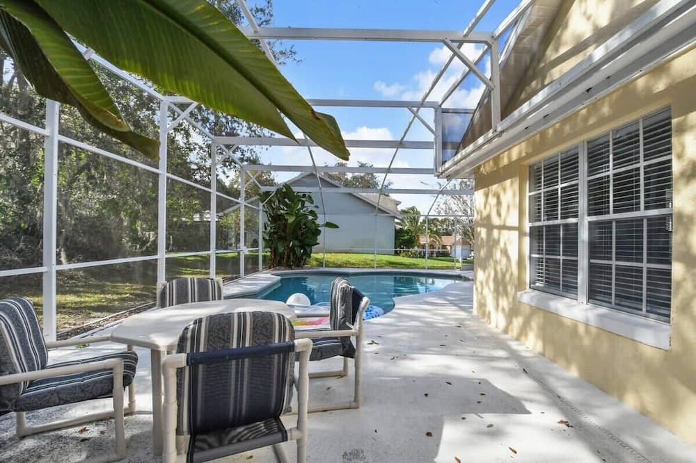 Photo of Outdoor in Sunridge Woods