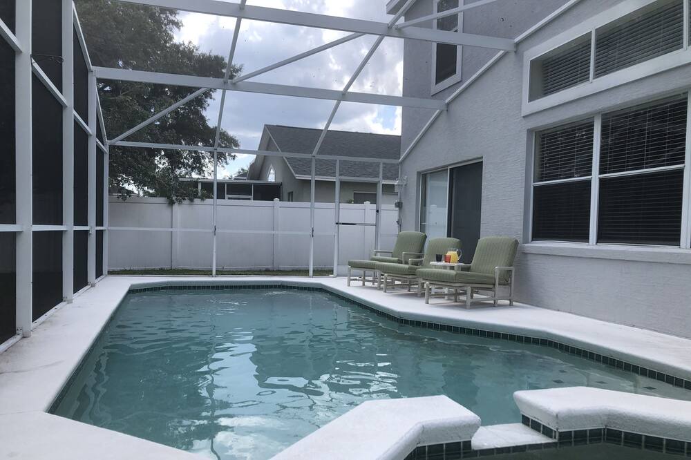 Photo of Outdoor in Pinewood Country Estates