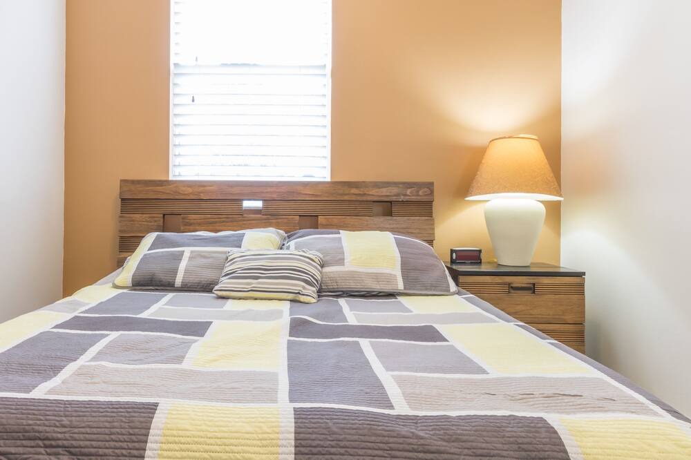 Photo of Bedroom in Crestwynd Bay