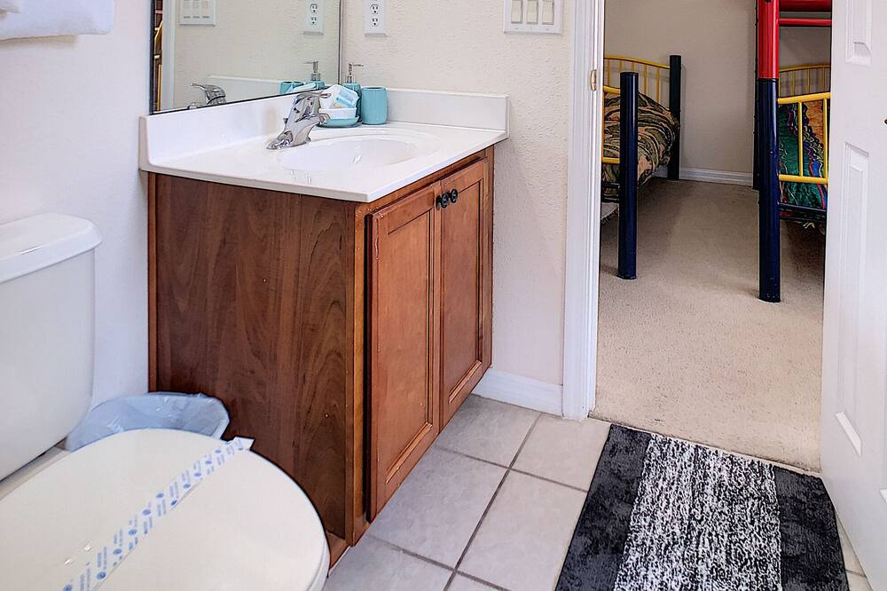 Photo of Bathroom in Watersong