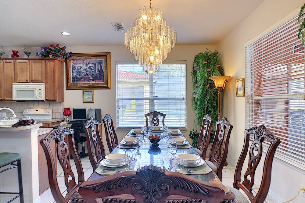 Photo of Kitchen in Watersong