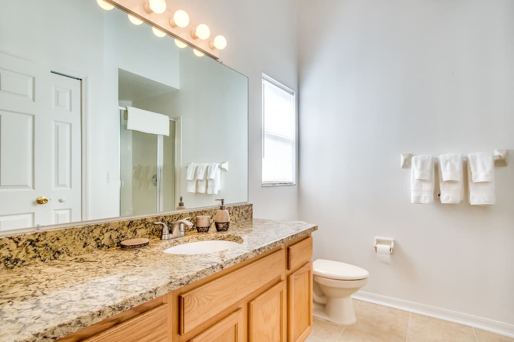 Photo of Bathroom in Florida Pines