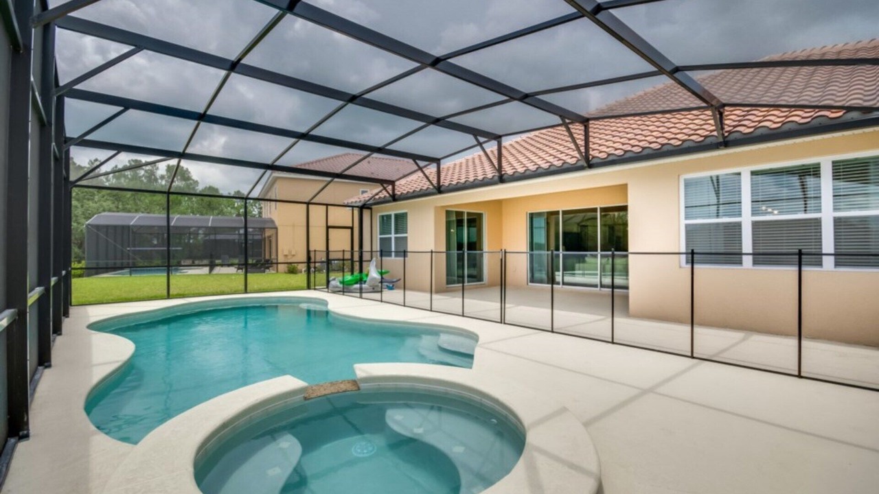Photo of Outdoor in Loughman