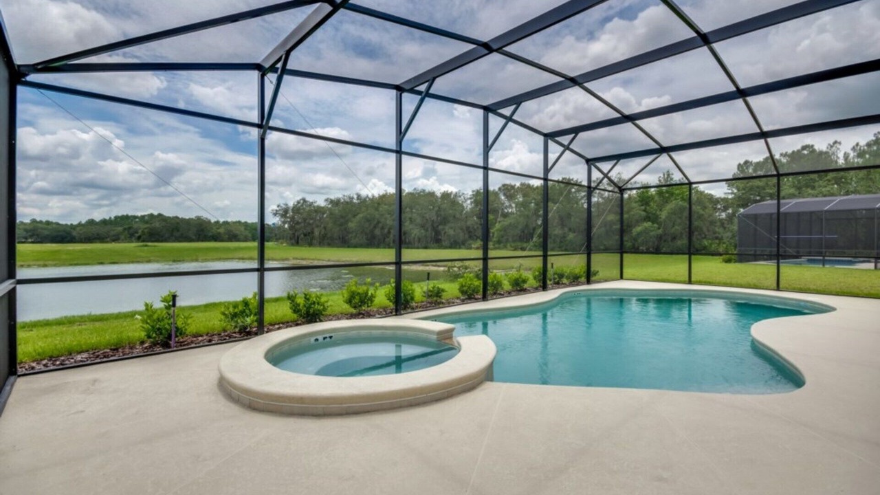 Photo of Outdoor in Loughman