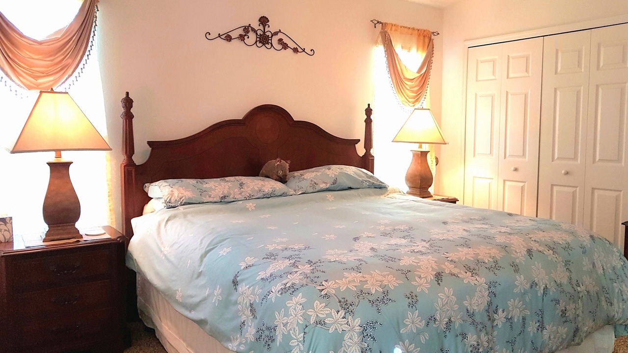 Photo of Bedroom in Orange Tree