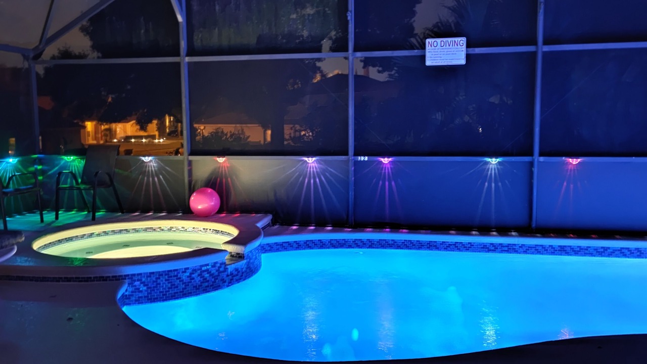 Photo of Outdoor in Orange Tree