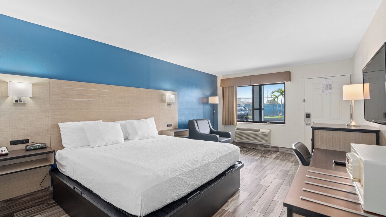 Photo of Bedroom in West Colonial