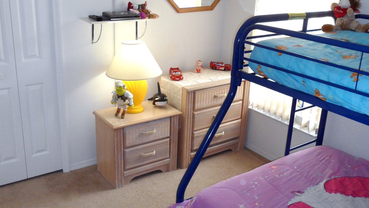 Photo of Bedroom in Windward Cay