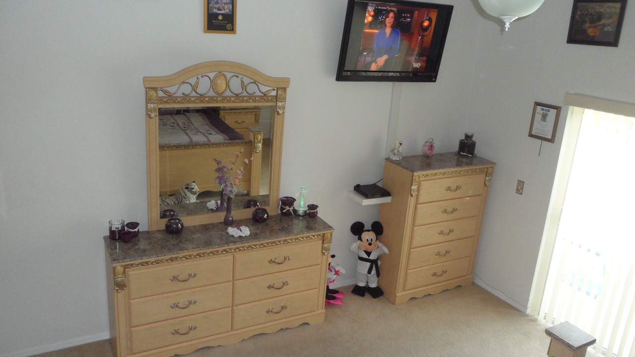 Photo of Bedroom in Windward Cay