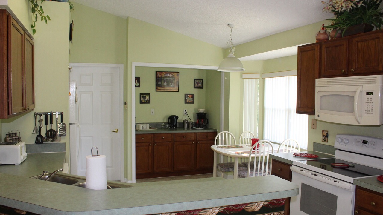 Photo of Kitchen in Pinewood Country Estates