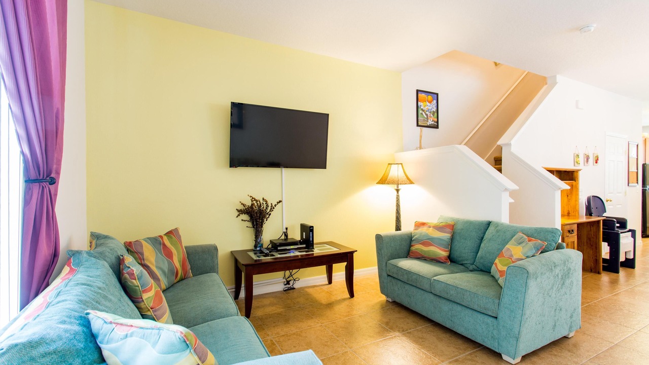 Photo of Livingroom in Crestwynd Bay