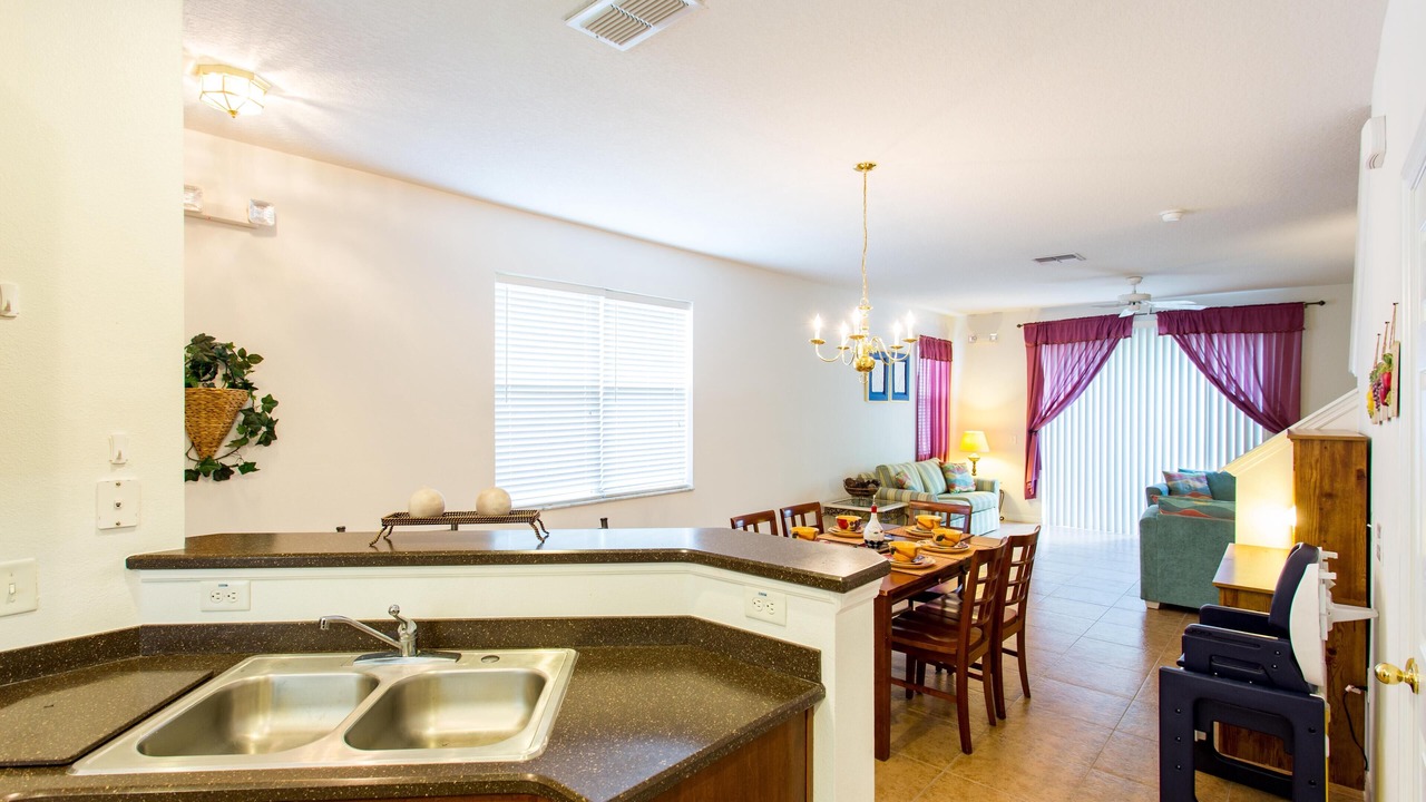 Photo of Kitchen in Crestwynd Bay