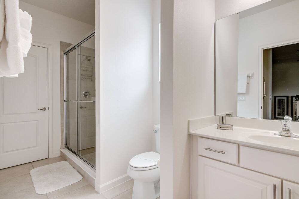 Photo of Bathroom in Loughman