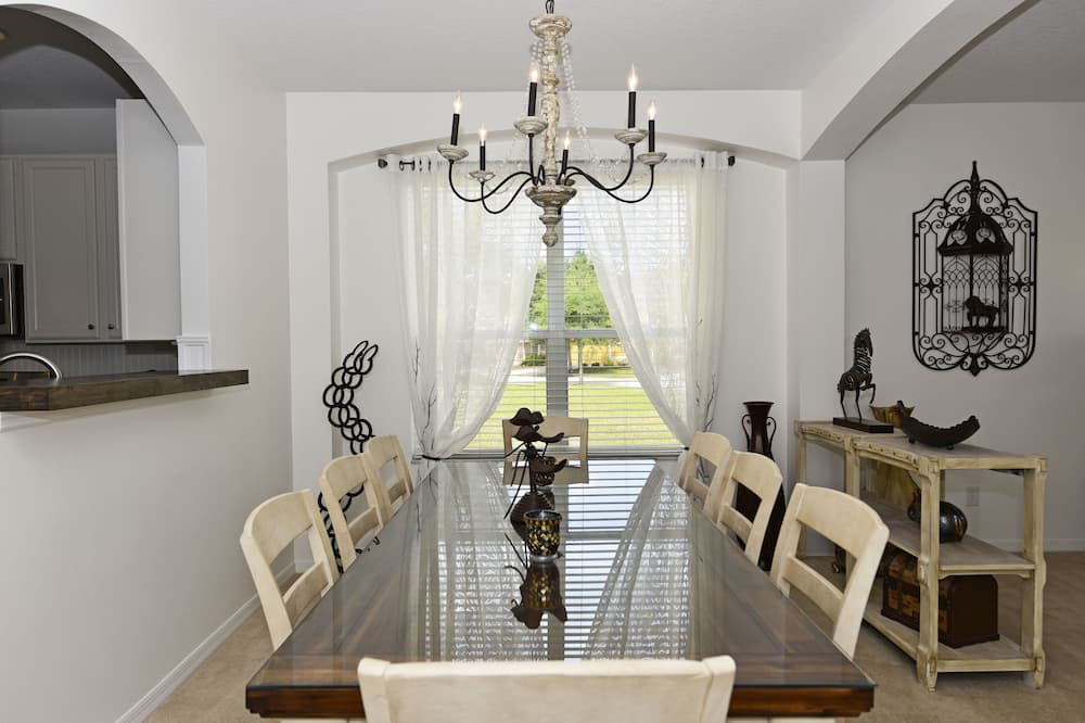Photo of Kitchen in Watersong