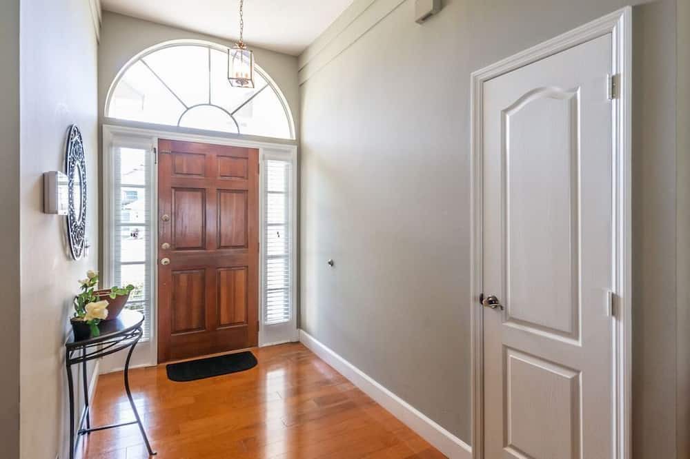 Photo of Bedroom in Ventura