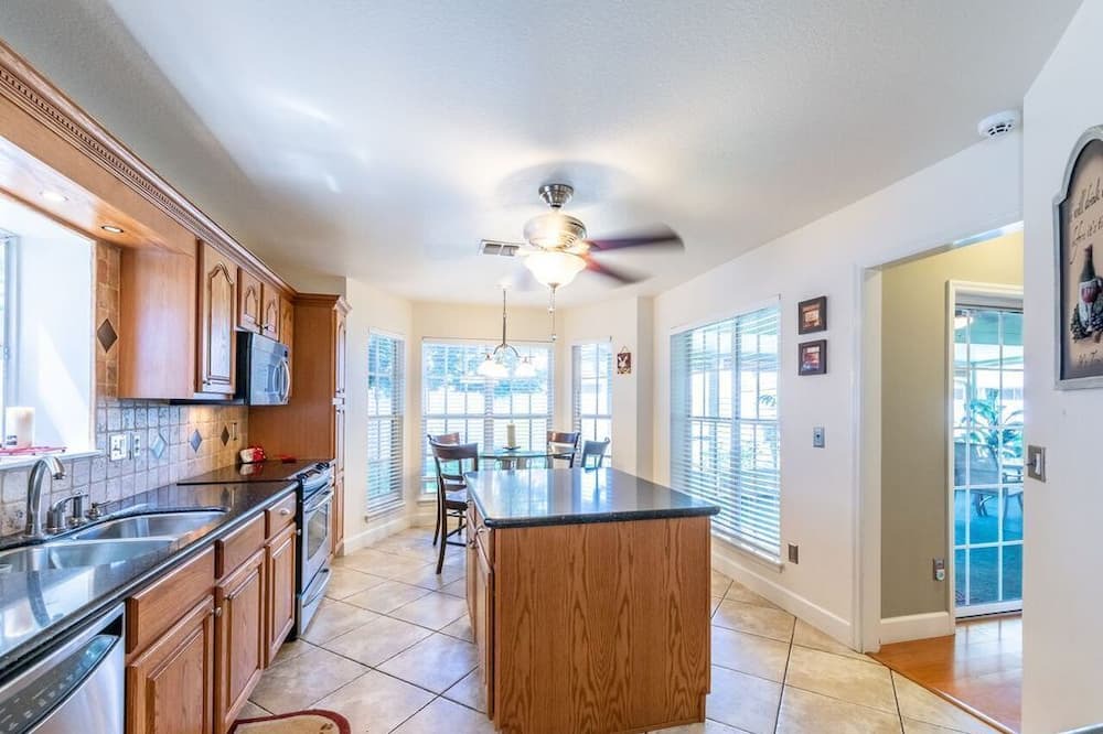 Photo of Kitchen in Ventura