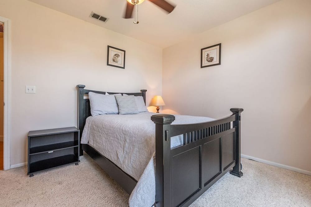 Photo of Bedroom in Ventura