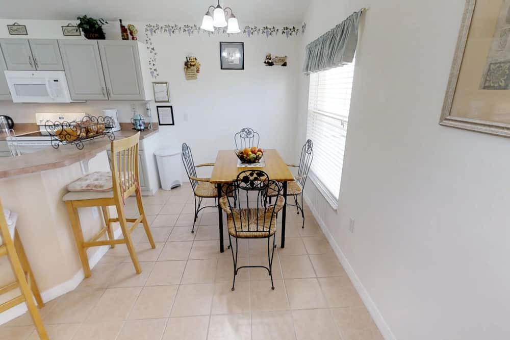 Photo of Kitchen in Highgate Park