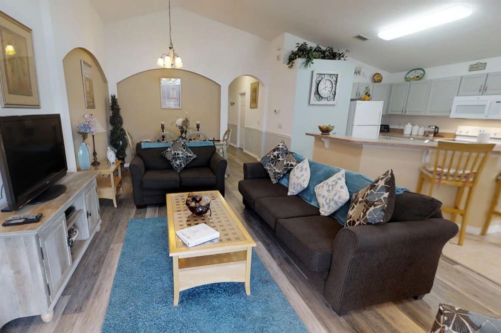 Photo of Livingroom in Highgate Park