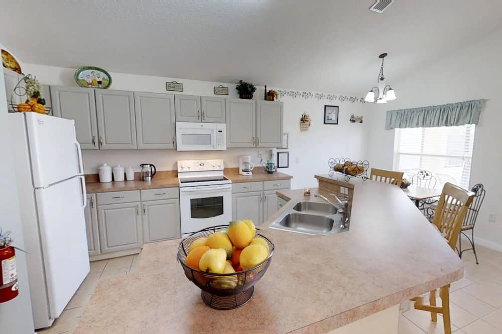 Photo of Kitchen in Highgate Park