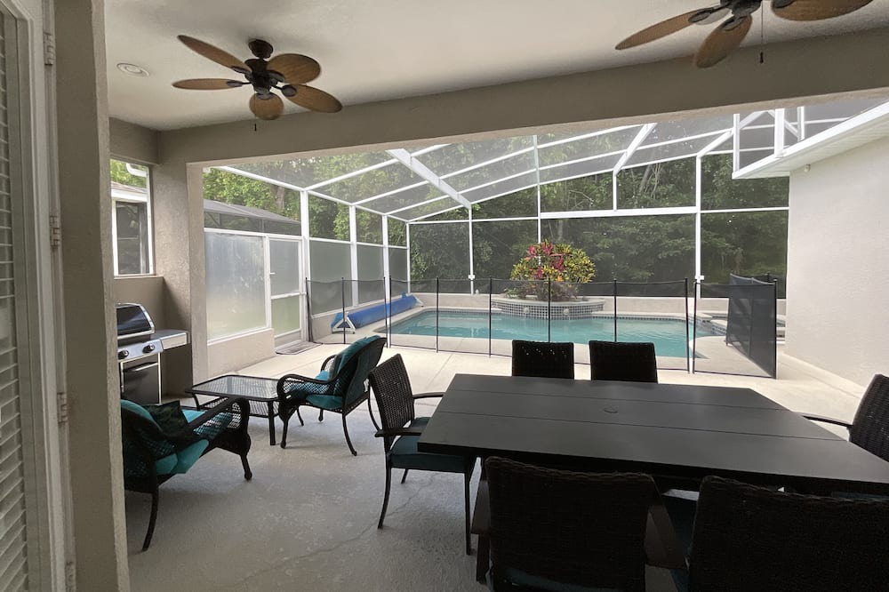 Photo of Outdoor in Ridgewood Lakes