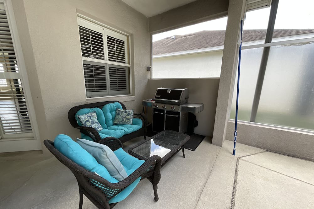 Photo of Outdoor in Ridgewood Lakes