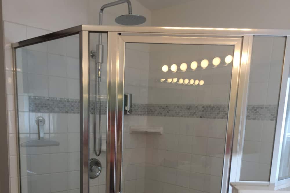 Photo of Bathroom in Cumbrian Lakes