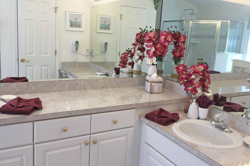 Photo of Bathroom in Cumbrian Lakes
