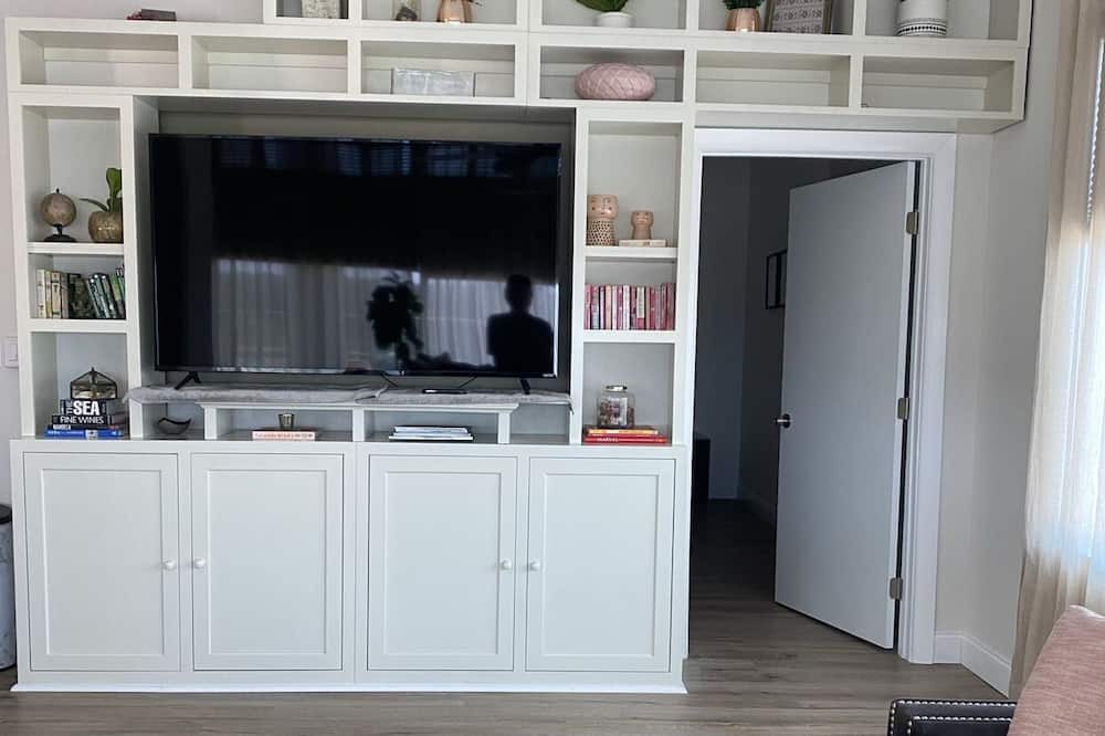 Photo of Kitchen in South Eola