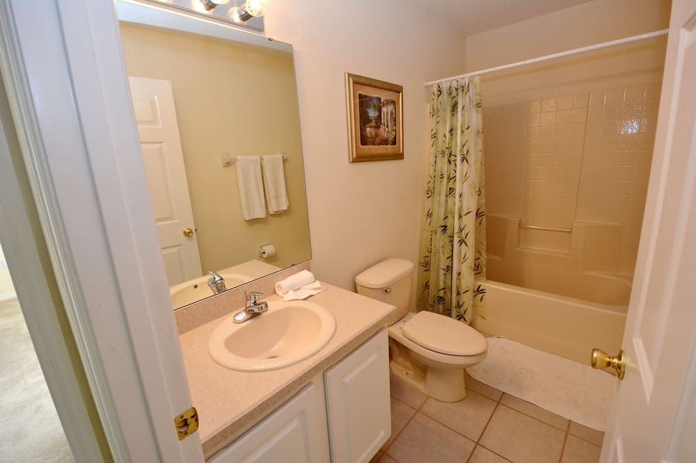 Photo of Bathroom in Lake Wilson Preserve