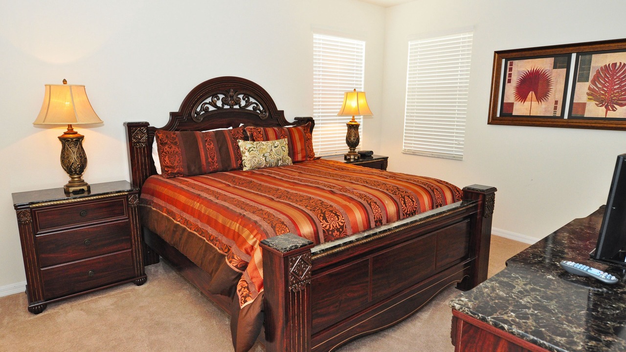 Photo of Bedroom in Watersong