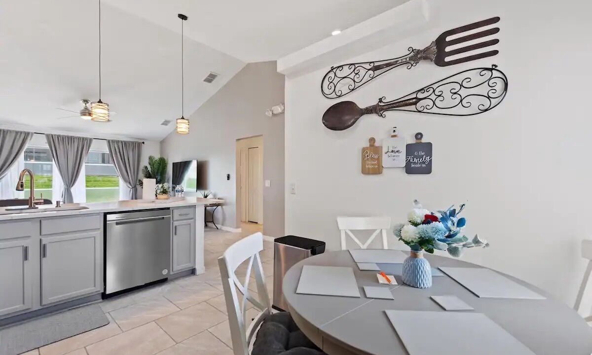 Photo of Others in Florida Pines