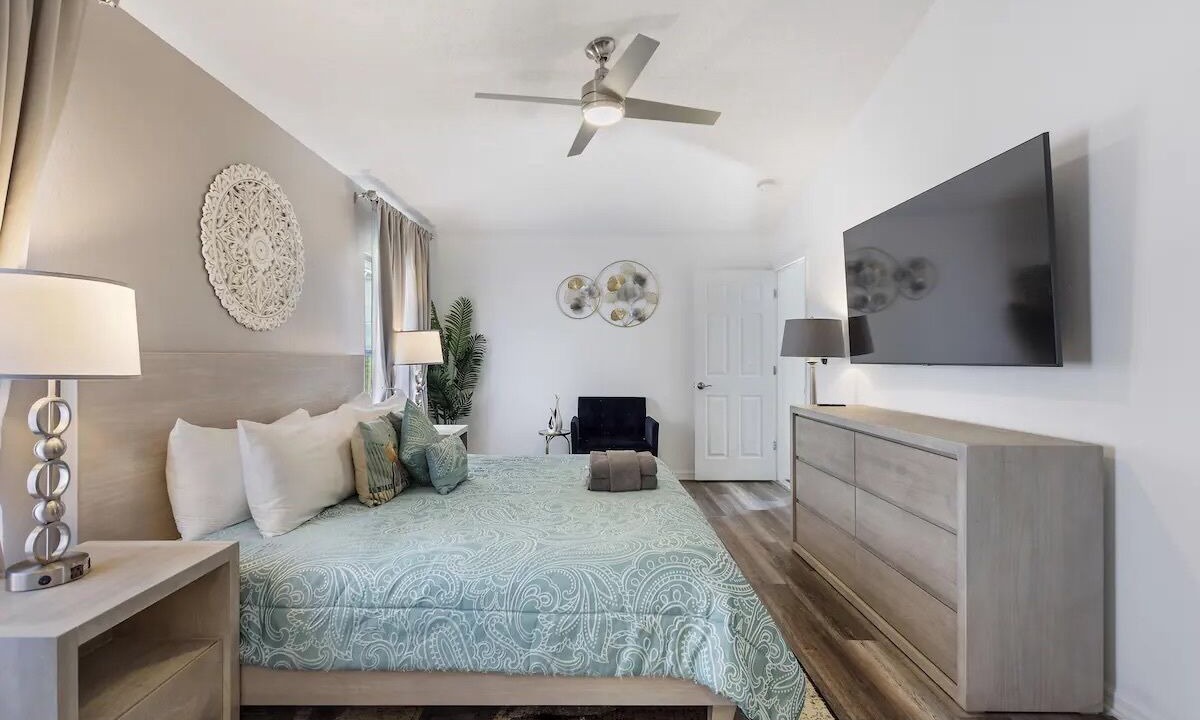 Photo of Others in Florida Pines