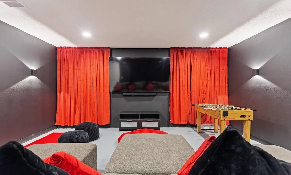 Photo of Bedroom in Florida Pines